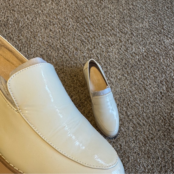 Vionic Kensley Slip On Loafer Cream Women’s 8.5 - Picture 7 of 10